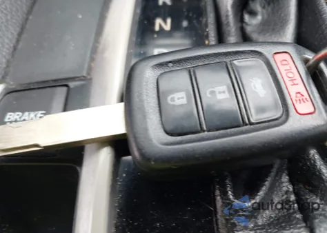 2016 Honda Civic Lx z USA, uszkodzony, nr VIN 19XFC2F51GE098330